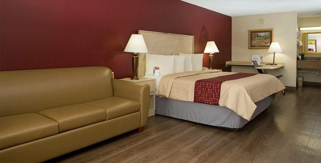 Red Roof Inn & Suites Pigeon Forge Parkway Exterior foto
